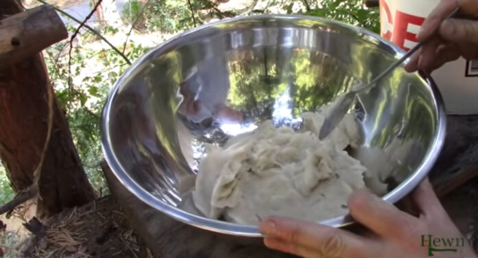 Budget Glue for 90% Off, Sawdust Chinking & Milling the Last Log for Chainsaw Cabin